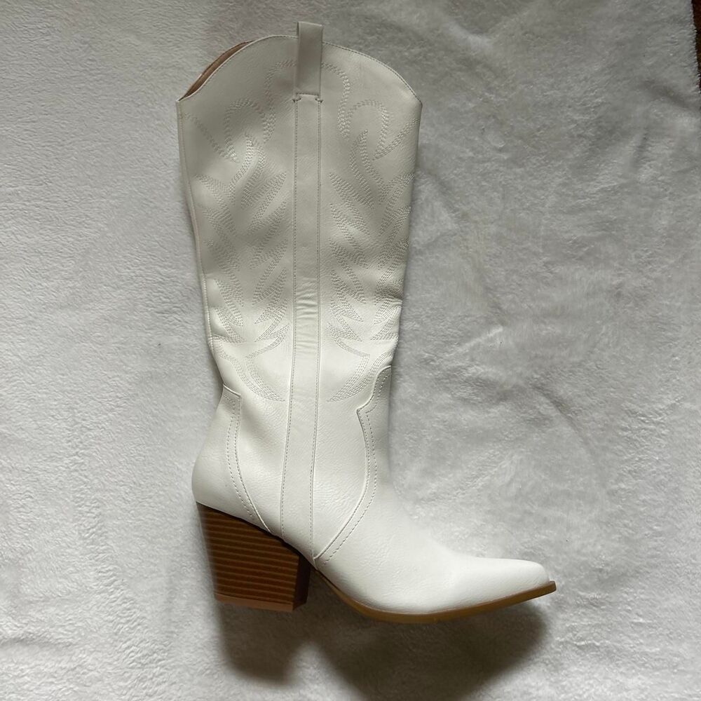 Trendy White Cowboy Cowgirl Boots Women's 8.5